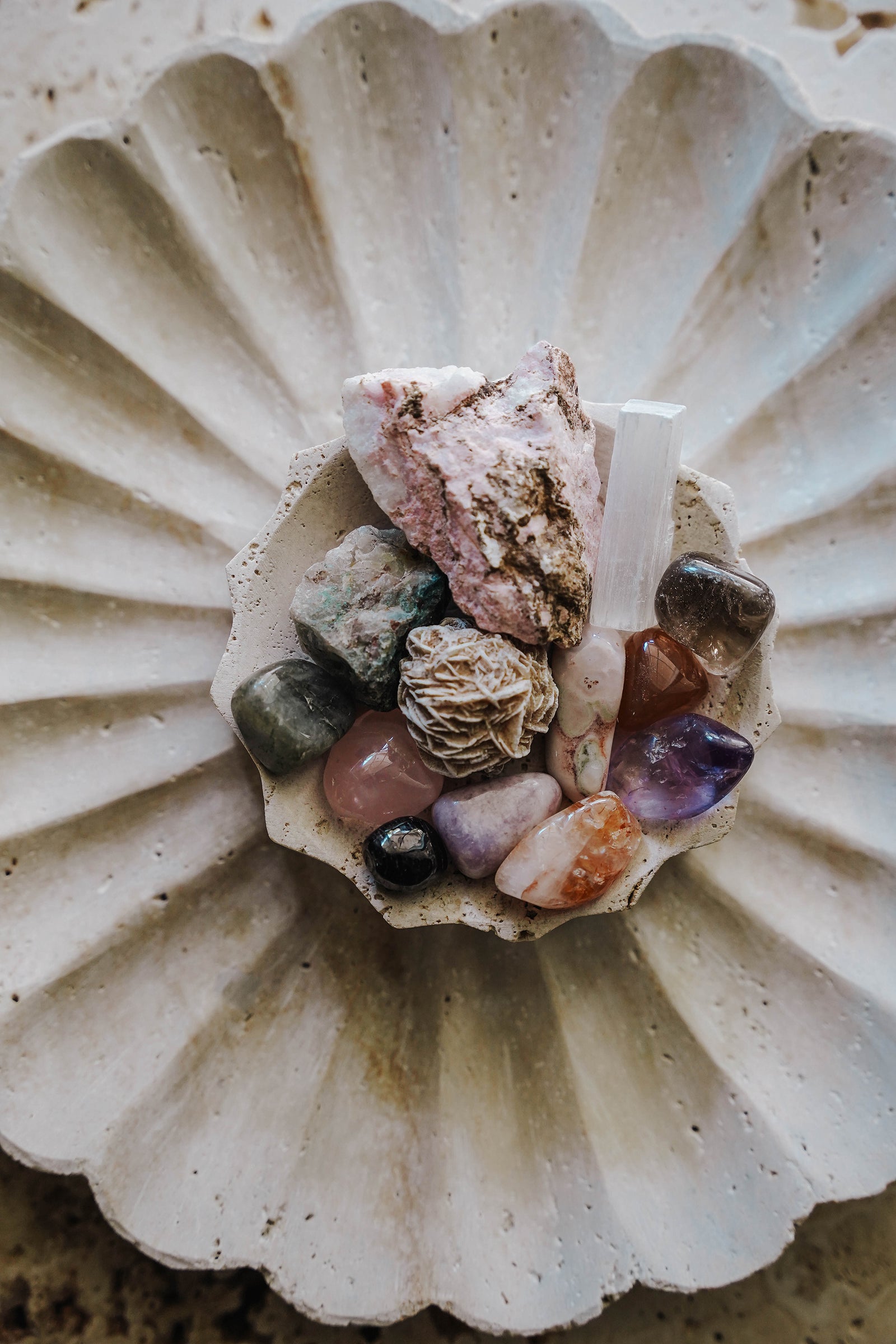 Divine Feminine Crystal Healing Kit - 13 Piece Set - LITTLEMISSDESSA